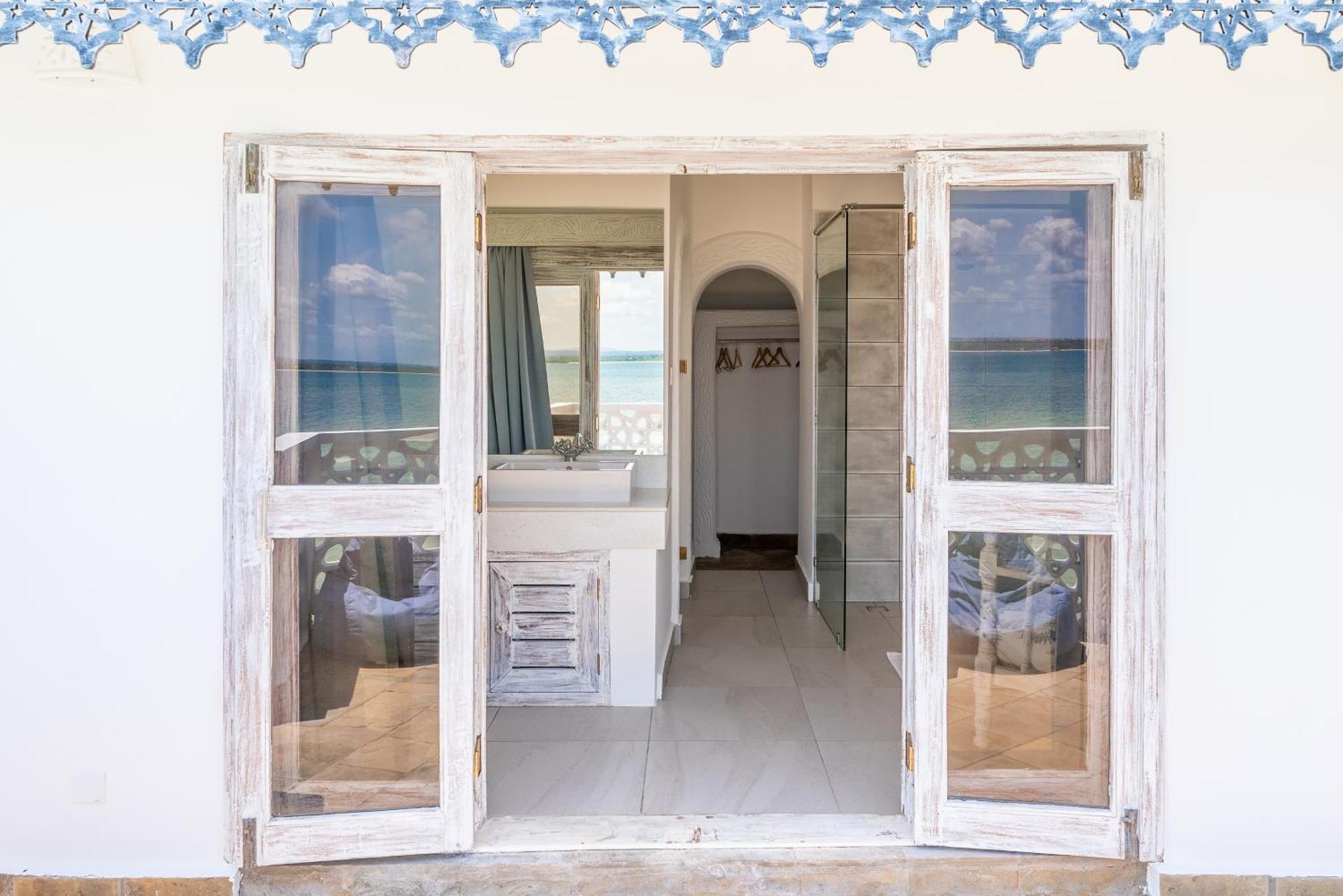 Chale Island Resort Ukunda Exterior foto